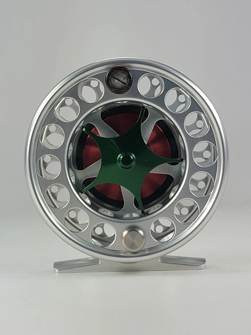 Bauer SST 5 Reel - Silver/Green/Red (Trade Up) 4 Bauer SST 5 Reel - Silver/Green/Red (Trade Up)